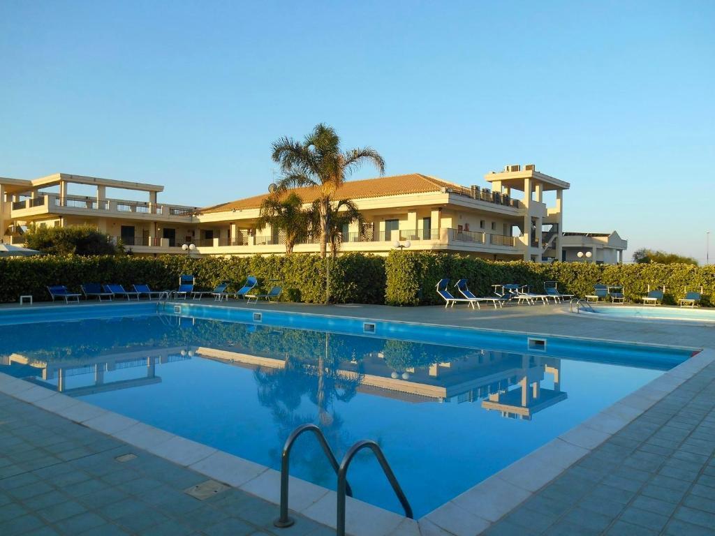 baraka-two-room-apartment-4pax